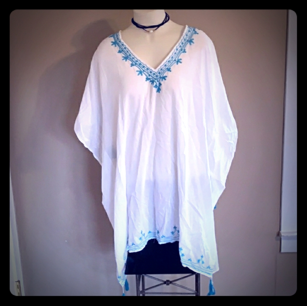 2 Chic embroided swim cover up 🌞